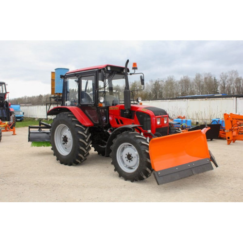 Машина уборочная БЛ-2500 (с отвалом типа «Бабочка»)