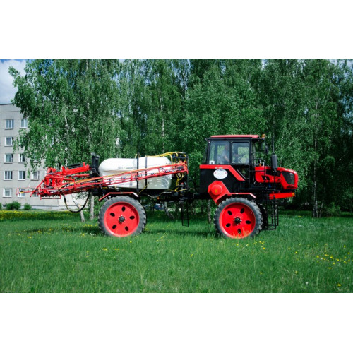 Опрыскиватель самоходный БЛ-3000М ( клиренс 1780 мм)