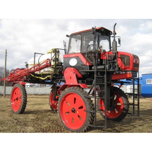 Опрыскиватель самоходный высококлиренсный БЛ-3000(клиренс-1910мм, ширина колеи 2700мм-3300мм)