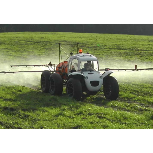 Опрыскиватель самоходный rosa для внесения КАС1