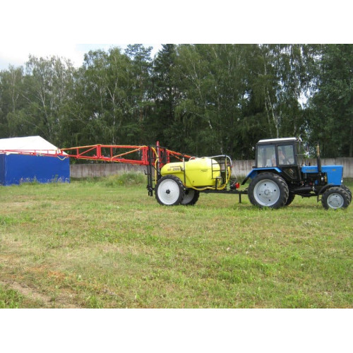 Опрыскиватель тракторный полуприцепной штанговый БЛ-2500/18