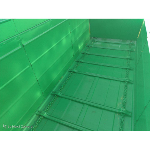 Машина для внесения твердых органических удобрений  МТТ-11