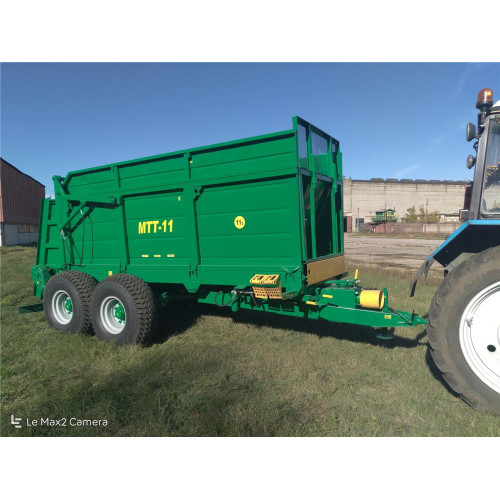 Машина для внесения твердых органических удобрений  МТТ-11