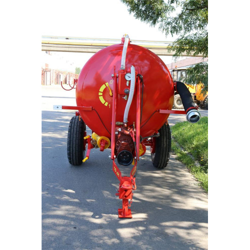 Машина для внесения жидких органических удобрений МЖТ-3