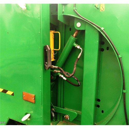 Пресс-подборщик рулонный ПР-Ф-110М