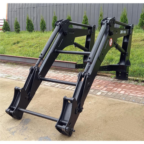 Погрузчик ДМЭ-1000 на базе трактора Беларус