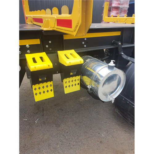 Прицеп специальный тракторный ПСТ-12